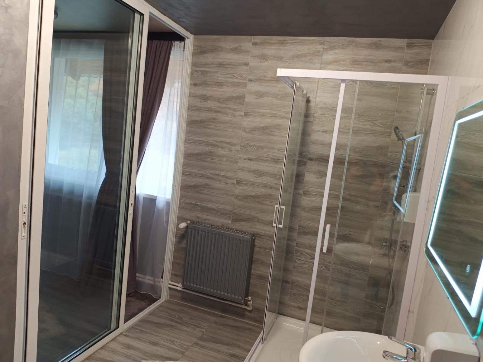 Hotel La Protap Călimăneşti Exteriér fotografie
